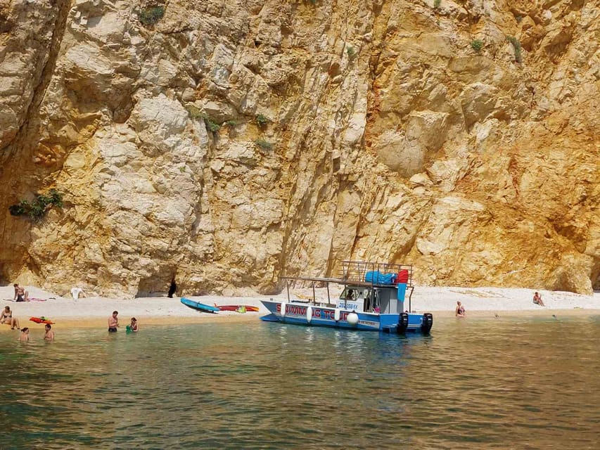 Krk: Swimming and Snorkeling tour on Golden Bay - The crew, refreshments, and onboard mood