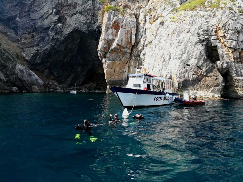 L'Estartit: Dive and Snorkeling in Montgrí Natural Park - What the $92 price includes