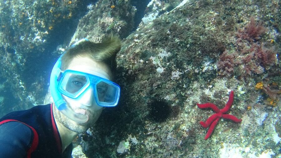 La Herradura: Cerro Gordo Natural Park Kayak & Snorkel Tour - Sea caves, coves, and the most scenic pauses