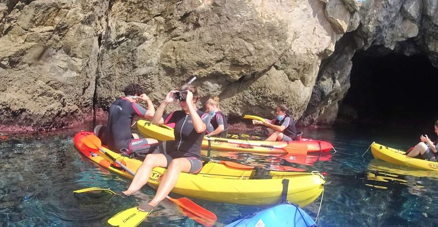 La Herradura: Cerro Gordo Natural Park Kayak & Snorkel Tour - Your first lesson and the move onto open water