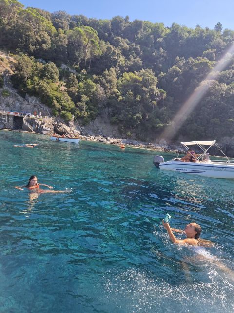 La Spezia: Framura Boat Tour with Snorkeling and Drinks - Getting to the harbor from Framura station