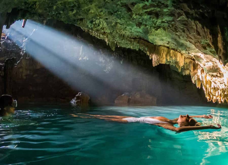 Labuan Bajo: Rangko Cave and Beach Snorkeling Half-Day Tour - The car ride is comfortable, but roads can be winding