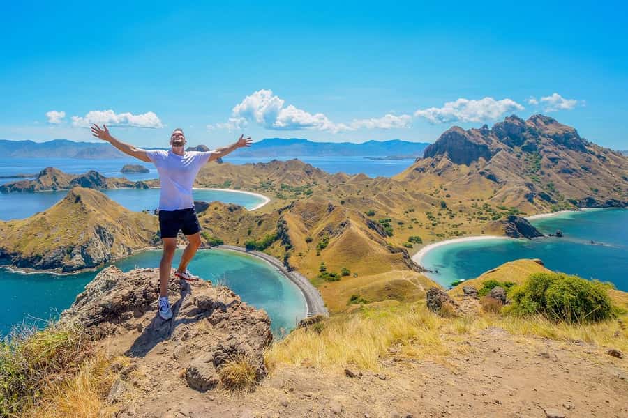 Labuan Bajo: Swim and Snorkel Komodo Island Trip with Lunch - Kanawa Island is the final swim