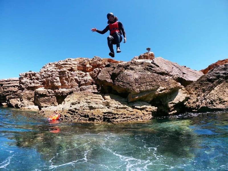 Lagos: Algarve Coasteering and Snorkeling Adventure - The guides make a real difference