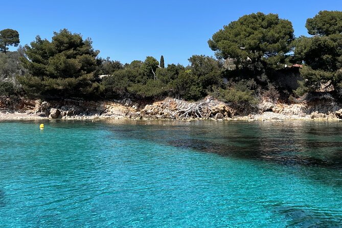 Lérins Islands sailing discovery, snorkeling and paddle SUP - Who will enjoy this sailing trip most