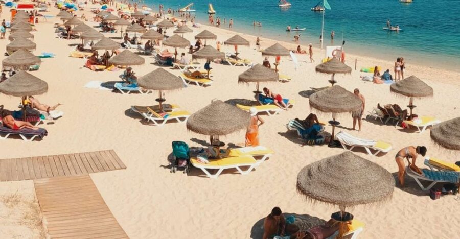 Lisbon: Kayak Snorkeling & Beach Lounge/Pick-Up Available - Kayaking along Arrábida’s coast