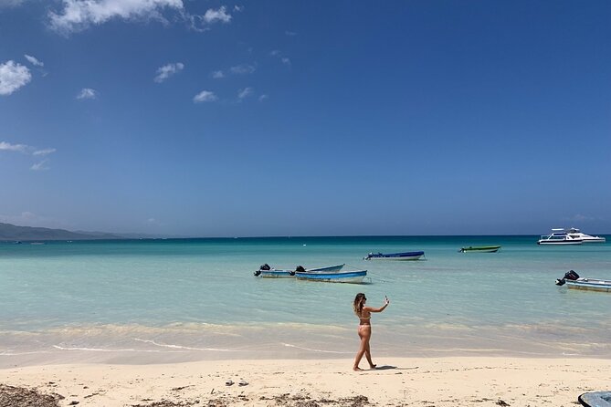Local Excursion | Paradise Island Punto Rucia & snorkeling - Mangroves and Monte Cristi National Park on the return