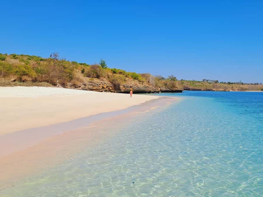 Lombok: Pink Beach, Snorkeling, & Tanjung Ringgit Tour - Five things to know before you book