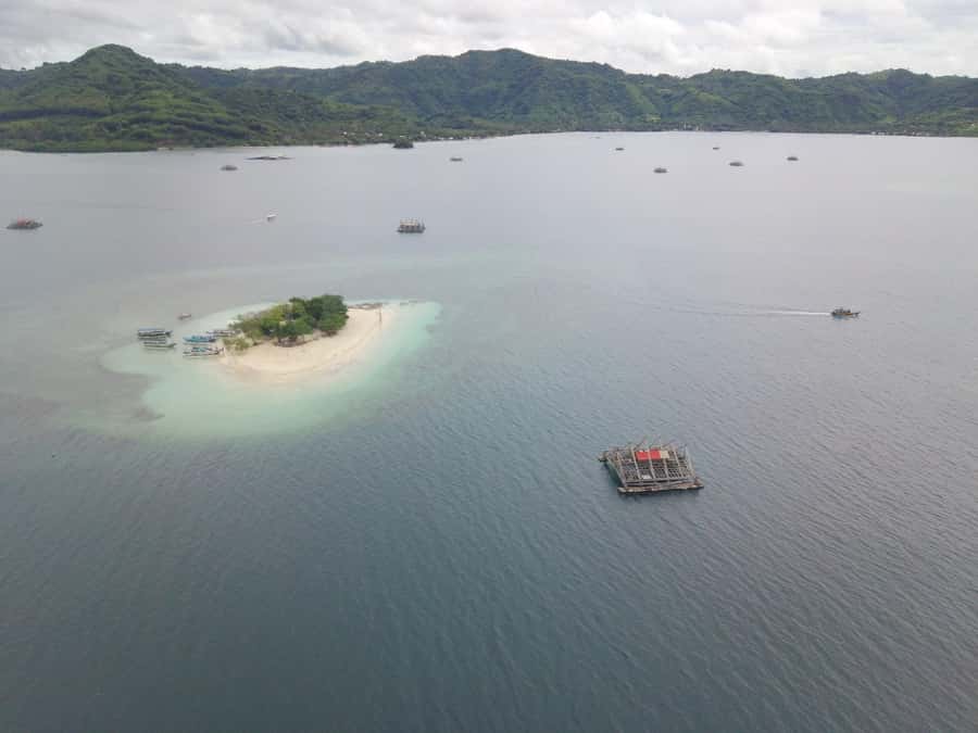 Lombok Secret Gili: Island Hopping & Snorkelling Trip - Snorkeling equipment: the one point to manage carefully