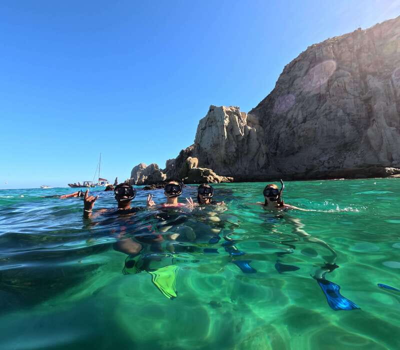 Los Cabos Arch & Lover’s Beach Tour + Snorkeling Tour - Five minutes by water taxi to Land’s End