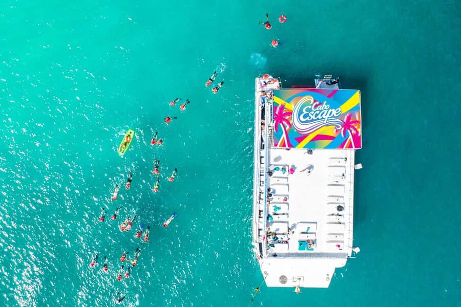 Los Cabos: Snorkeling Cruise with Lunch - The return cruise is the real party-boat portion
