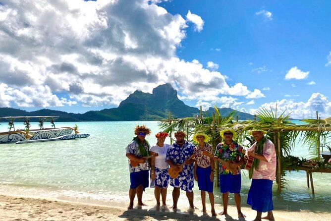Luxury Full Day Snorkeling - The Motu Lunch Stop Gives the Day a Needed Pause