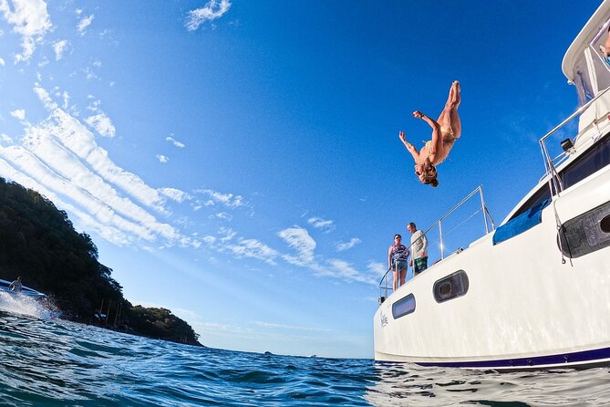 Luxury Yacht & Snorkel with All inclusive Open bar and lunch - The beach stop is quieter than the boat
