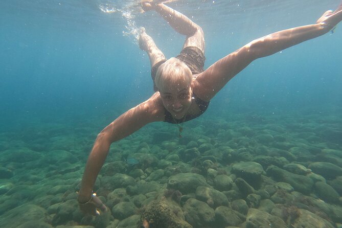 Maiori: Kayaking & Snorkeling tour along the Amalfi Coast - Villas and watchtowers along the Amalfi shore