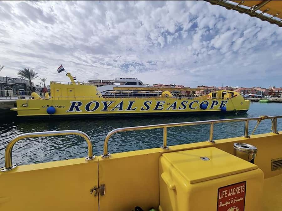 Makadi Bay: Royal Seascope Submarine Cruise & Snorkel stop - What the $19 price really covers
