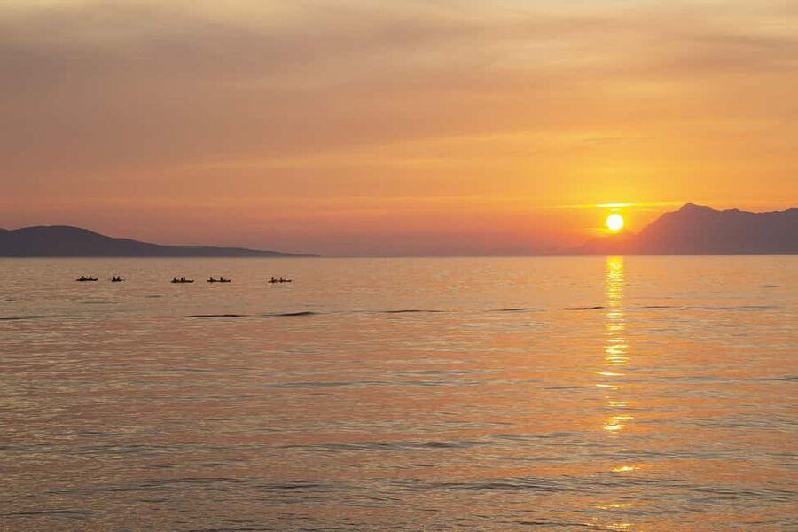 Makarska: Guided Sea Kayaking Tour with Snorkeling Stop - Small practical choices that improve the day