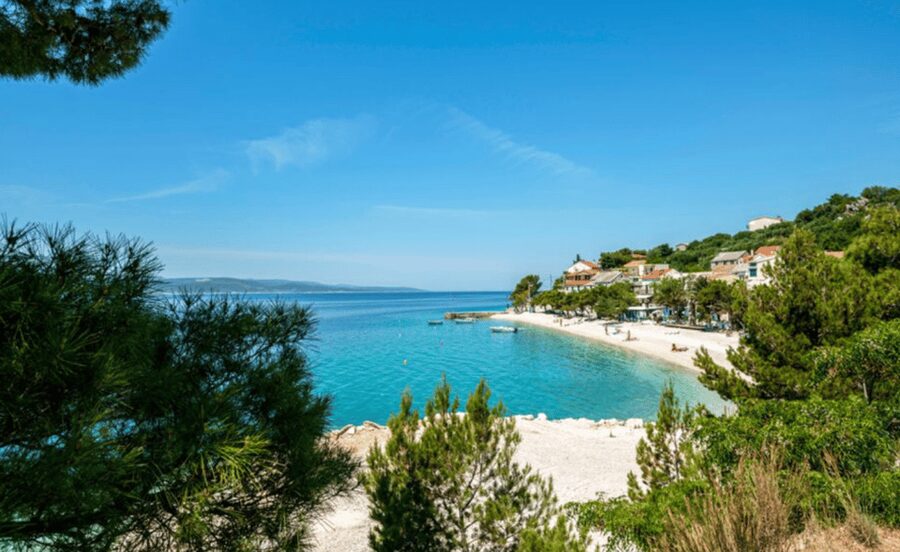 Makarska: Sea kayaking & snorkeling adventure - MPL Nautika - Paddling past Bratuš and the quiet coves