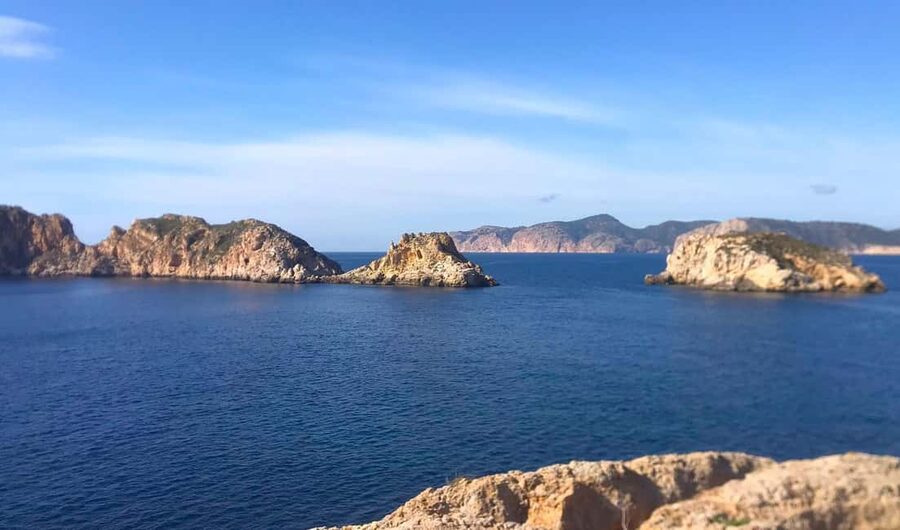 Mallorca: 3.5-Hour Boat Trip with Swimming and Snorkeling - Should you book it?