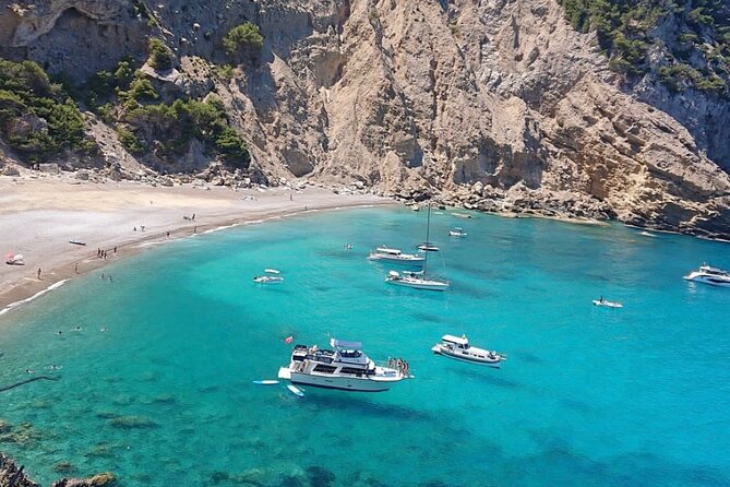 Mallorca Beach & Caves 4hr Boat Trip Drinks, Tapas, SUP & Snorkel - Coll Baix, the main swimming stop