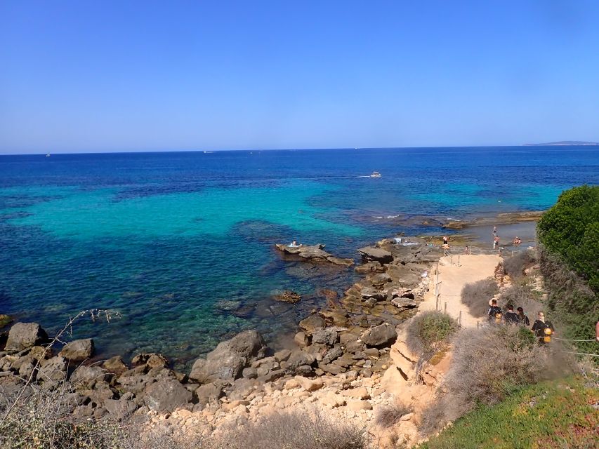Mallorca: Snorkeling in a Beautiful Nature Reserve - Why the eight-person limit matters