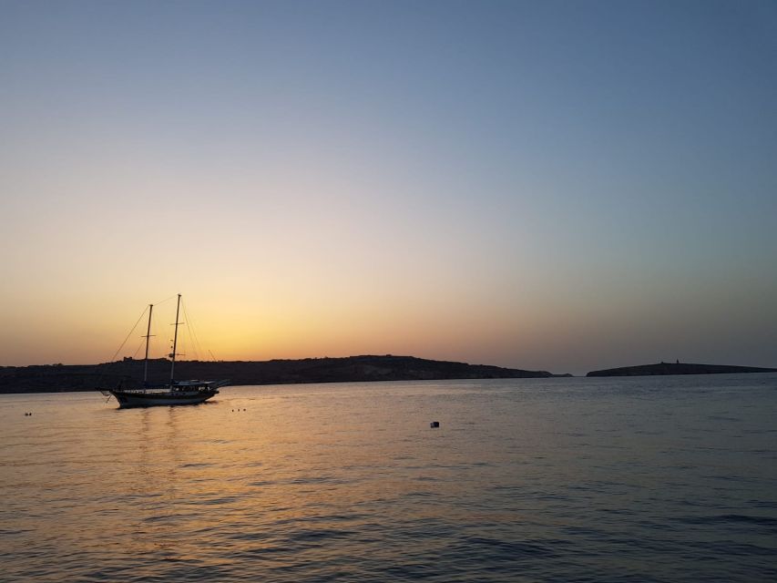 Malta: Blue Lagoon Evening Swim & Snorkel Boat Cruise - Why an evening cruise makes Blue Lagoon better