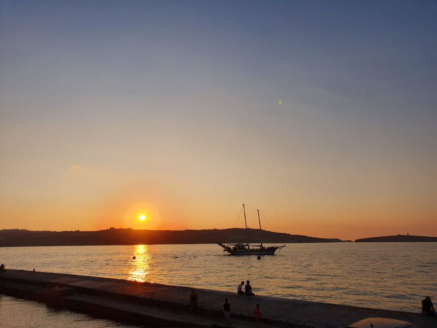 Malta: Blue Lagoon Evening Swim & Snorkel Boat Cruise - Crystal Lagoon and Comino’s rocky coast