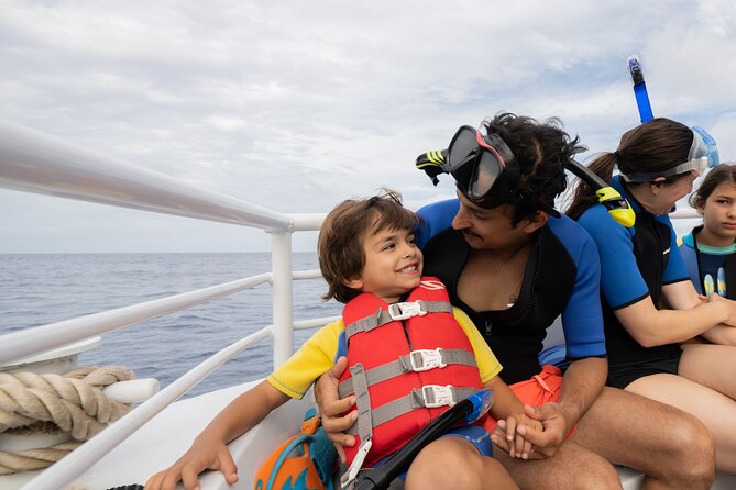 Maui Snorkeling Boat Tour to Turtle Town Aboard Quicksilver - Food, drinks, and onboard extras