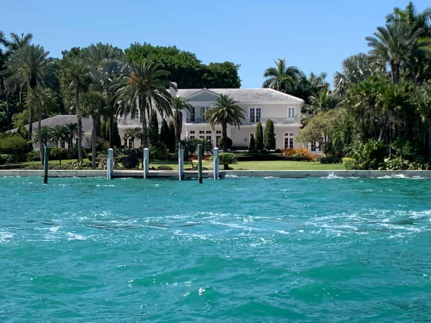 Miami Snorkeling for Beginners from Bayside Market Place - Skyline views and the Miami waterfront