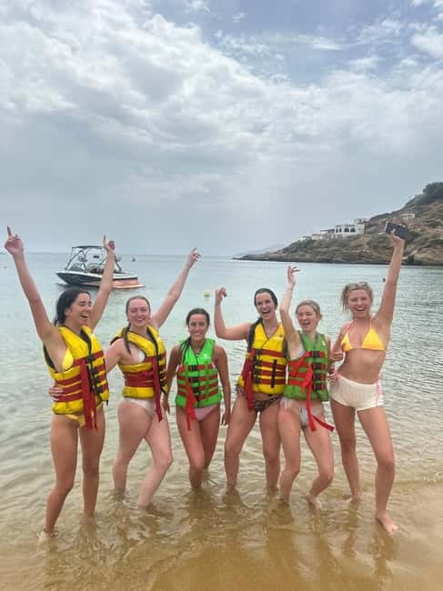 Milopotas: Best Beaches Boat Cruise with Snorkeling - What the captain and guide add