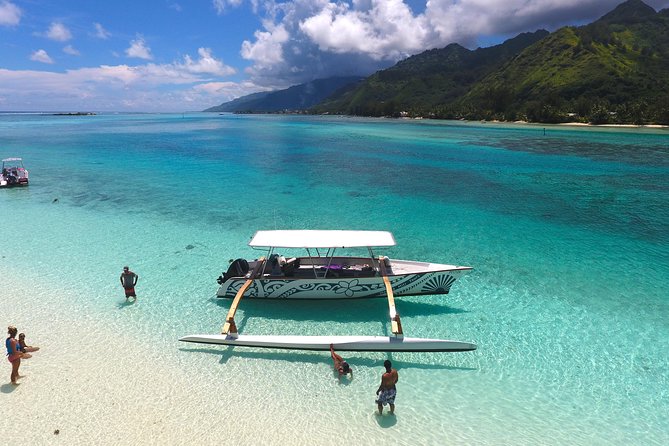 Moorea 6-Hour Snorkeling and Lunch Shared Tour - The outrigger ride through Cook’s and Opunohu bays