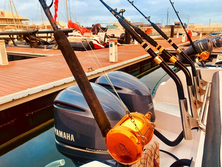 Muscat Oman: Snorkeling adventure to Daymaniyat Island - The crew makes a real difference