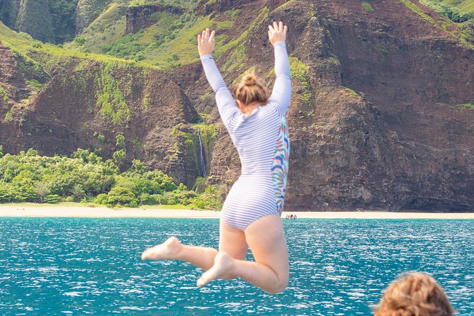 Na Pali Coast Half-Day Raft and Snorkel Adventure - Why this raft is a great way to see the Na Pali Coast