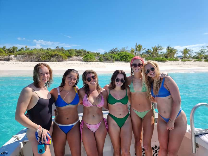 Nassau: Rose Island Swimming Pigs & Turtles Snorkeling Tour - A half-day built around pigs, turtles, and open water
