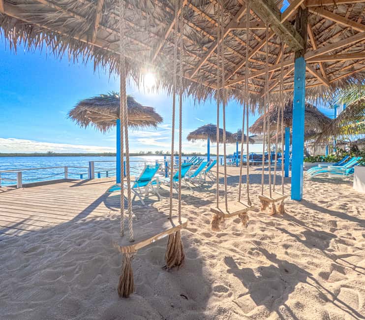 Nassau: Sun Cay Day Trip, Snorkel, Iguana Encounter, & Lunch - Reaching Sun Cay from Nassau