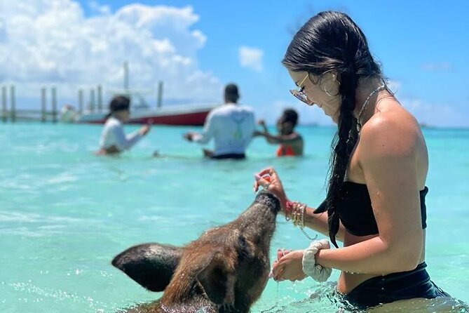 Nassau Swimming Pigs: Snorkeling, Lunch & Private Beach Club - Reaching the private Pig Beach near Atholl Island