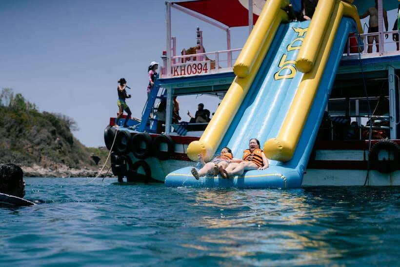 Nha Trang: Coral Reef Snorkeling, Mud Bath & Floating Bar - Seafood lunch with city views