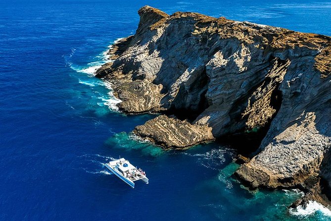 Ni'ihau and Na Pali Coast Snorkel Boat Tour - Why this boat trip is different from a standard Kauai cruise