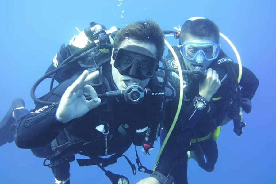 Nice : VIP sea tour with snorkeling & discover scuba - From Nice Harbor to the Saint-Jean-Cap-Ferrat Coast