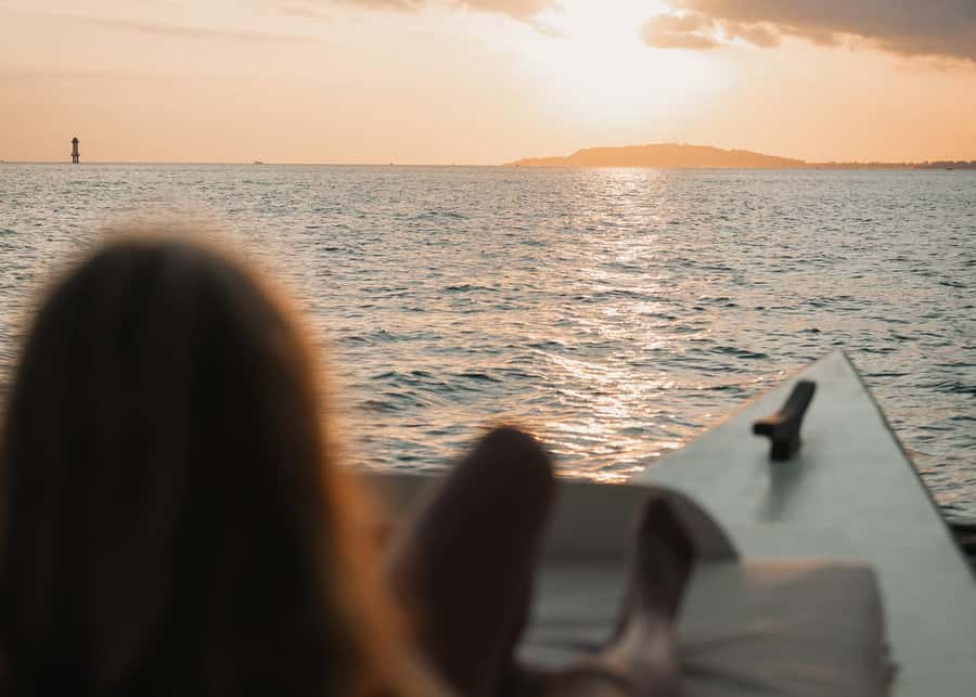 Nusa Lembongan: 4-in-1 Half-Day Catamaran Snorkeling Cruise - The manta ray question