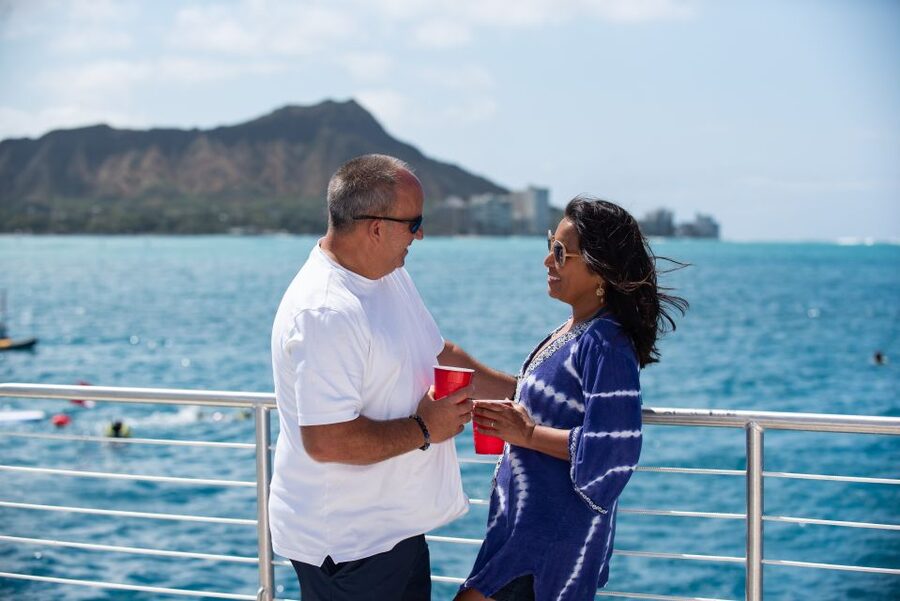 Oahu: Hilton Hawaiian Village Snorkel Tour - Lunch, drinks, and time on deck