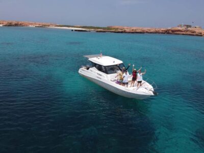 Oman: Daymaniyat Islands Visit and Snorkeling