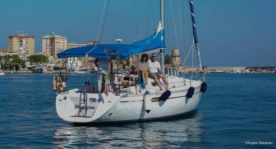 Palermo: Boat Tour With Aperitif Snorkeling And Cave Tour - Mondello Bay: your first real swim