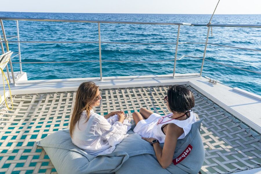 Palma: Catamaran Cruise with Swimming and Snorkelling - The ride across Palma Bay