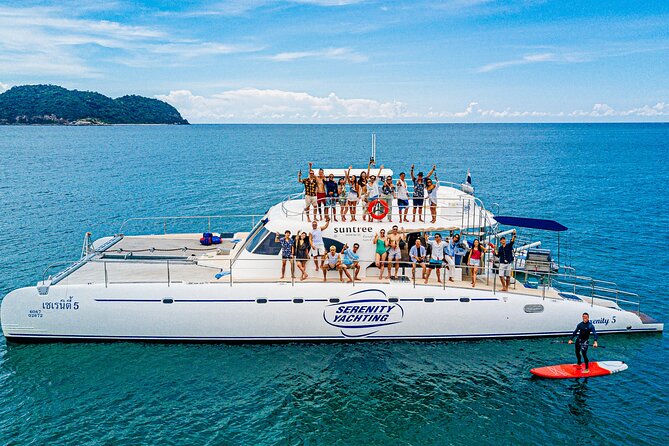 Pattaya Full-Day 3 Tropical Island tour Snorkeling Cruise Buffet - A boat built for activity, shade, and comfort