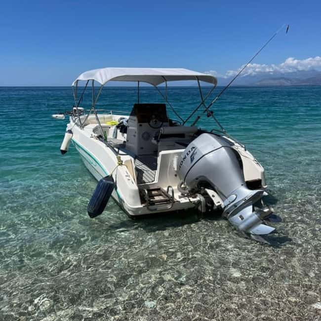 Pelagic Boat Tour7 destinations:drink+Snorkel+Umbrella️‍ - What the $36 price really covers