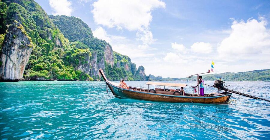 Phi Phi: Half-Day Phi Phi Snorkeling Trip by Longtail Boat - Pi Leh Lagoon, surrounded by cliffs