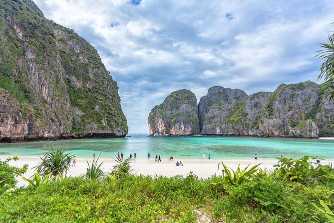 Phi Phi Islands and Khai Islands Snorkeling Tour By Speedboat From Phuket - What this Phuket island tour is really like