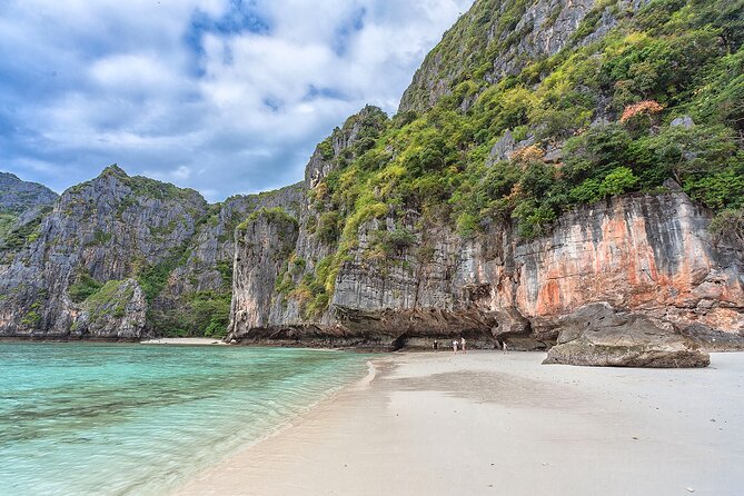 Phi Phi Islands and Khai Islands Snorkeling Tour By Speedboat From Phuket - The speedboat is efficient, but comfort depends on the sea