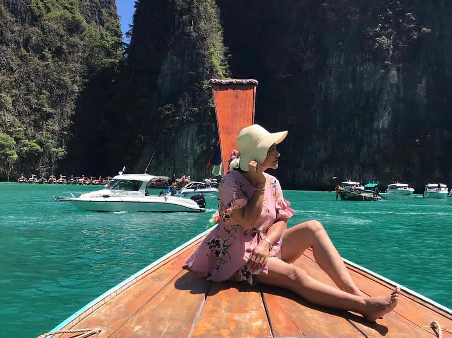 Phi Phi: Private Maya Bay Longtail Boat Tour with Snorkeling - Meeting at Tonsai Bay