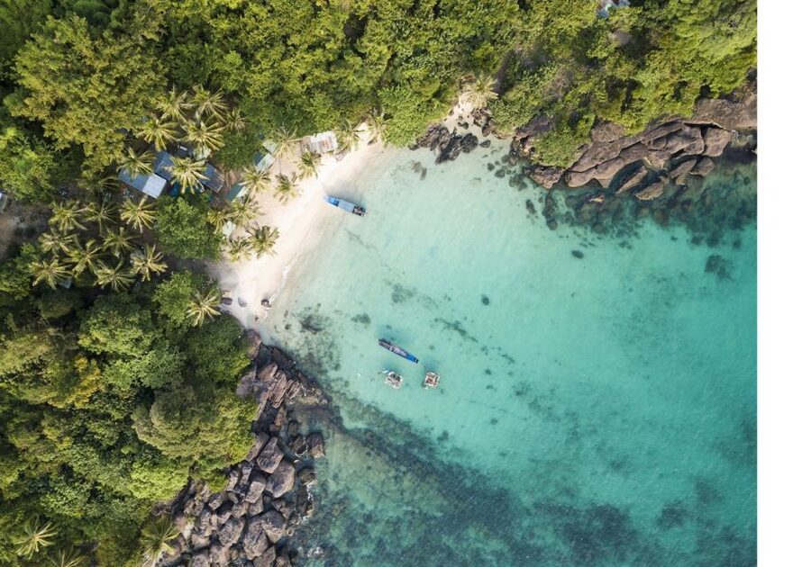 Phu Quoc: Speedboat Tour of 4 Islands with Snorkeling & BBQ - A snorkeling day built around the water